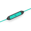 藍綠色的JBuds Pro藍牙籤名耳塞式線控遙控器